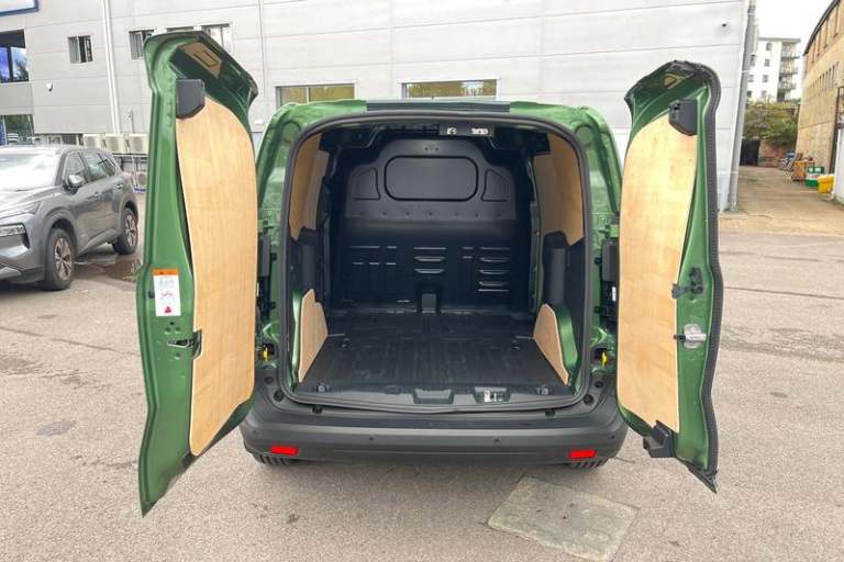 2025 Ford E-Transit Courier Limited AUTO 43kWh 136PS FWD 1 Speed Automatic Panel Van Electric Aut...