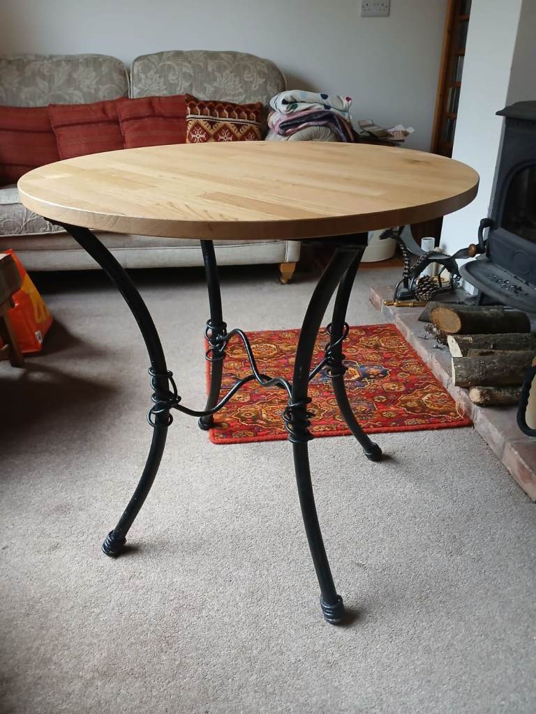 Cafe Style Table