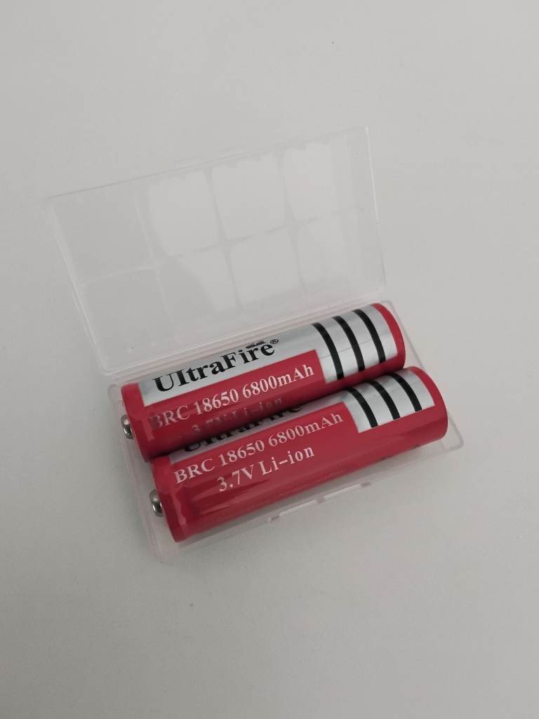 New Ultrafire BRC 18650 6800mAh 3.7V Li-ion Batteries - Pair