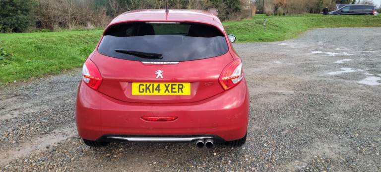 Peugeot 208 GTI (12 months MOT, clean HPI)