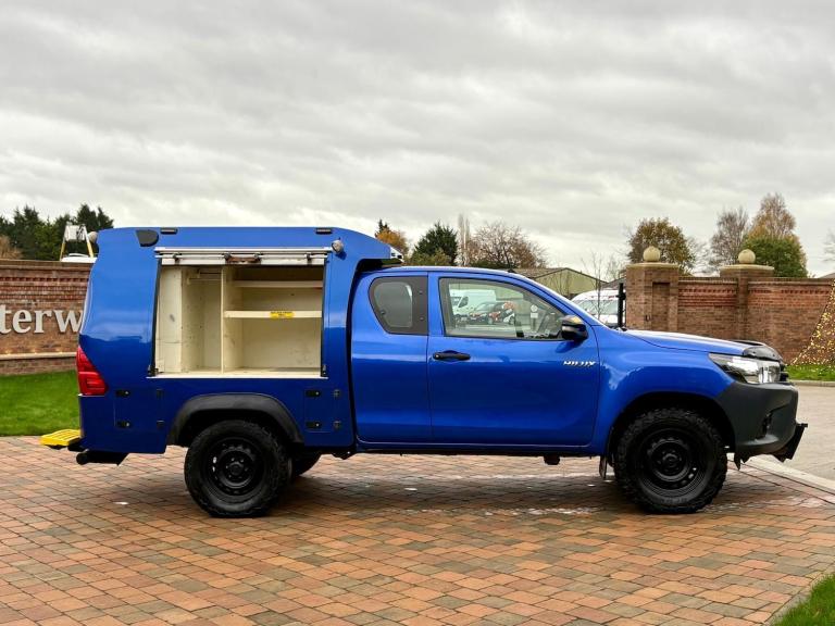 2018 Toyota Hilux Active Extra Cab Pick Up 2.4 D-4D 4x4***Front Winch***240v***Night Heater** PIC...