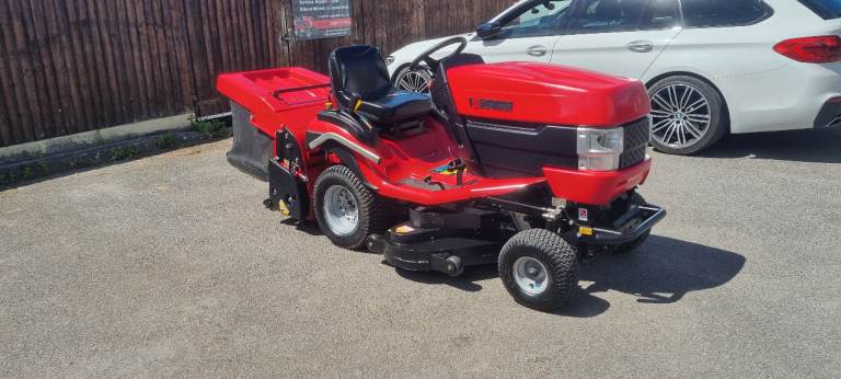 RIDE ON MOWER WESTWOOD T60...2020...38HOURS...GREAT CONDITION + 14-day start up warranty..