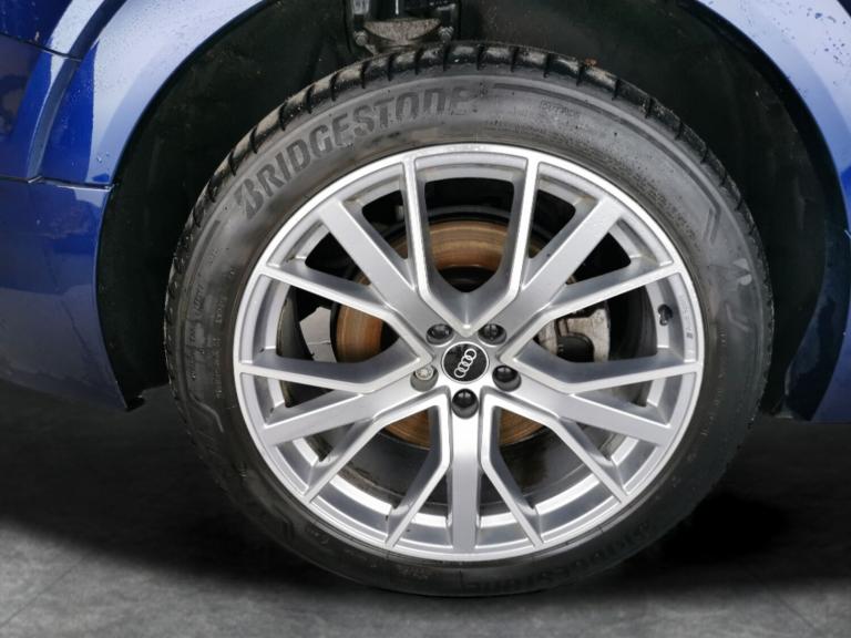 2021 Audi e-tron 300kW 55 Quattro 95kWh Black Edition 5dr Auto ESTATE ELECTRIC Automatic