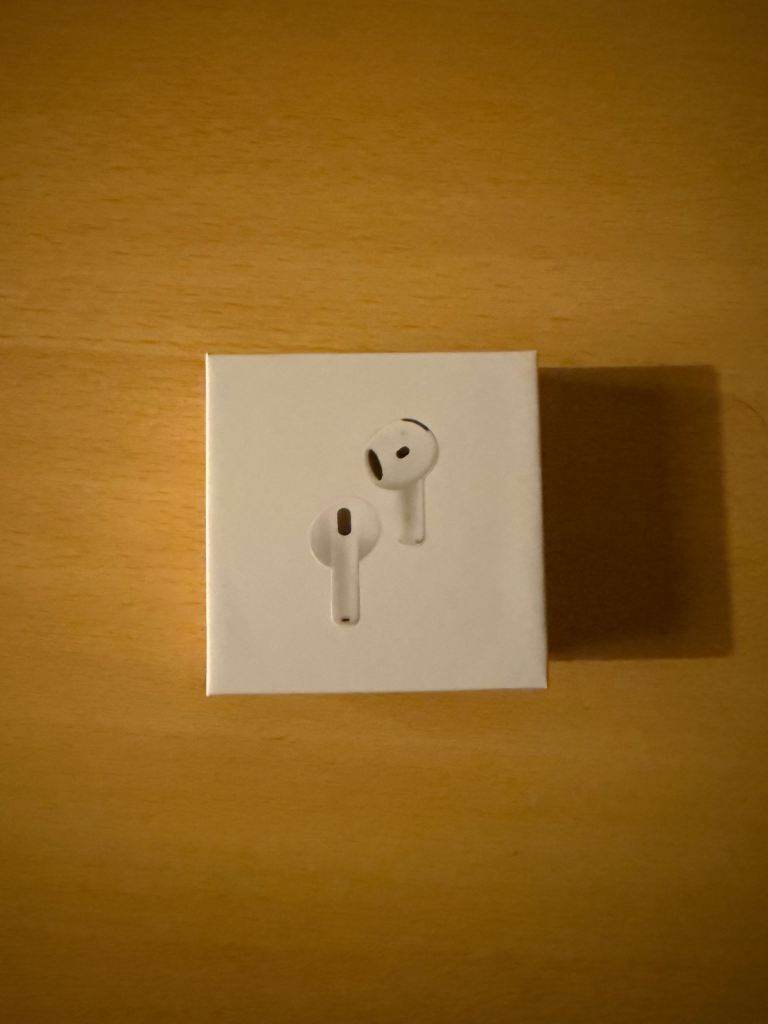 Apple AirPods Generation 4