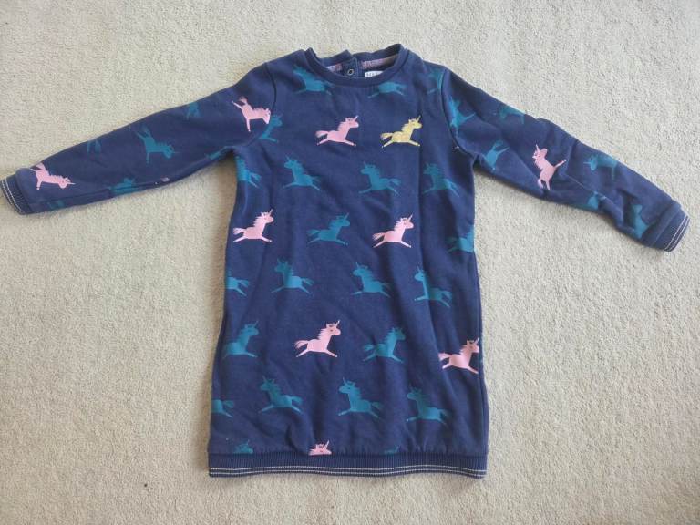 6-7 year old unicorn dress (or long jumper)