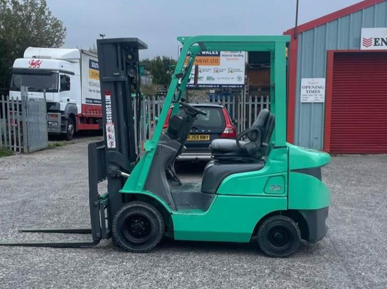 2015 Mitsubishi 2 Ton Diesel Forklift - Container Spec