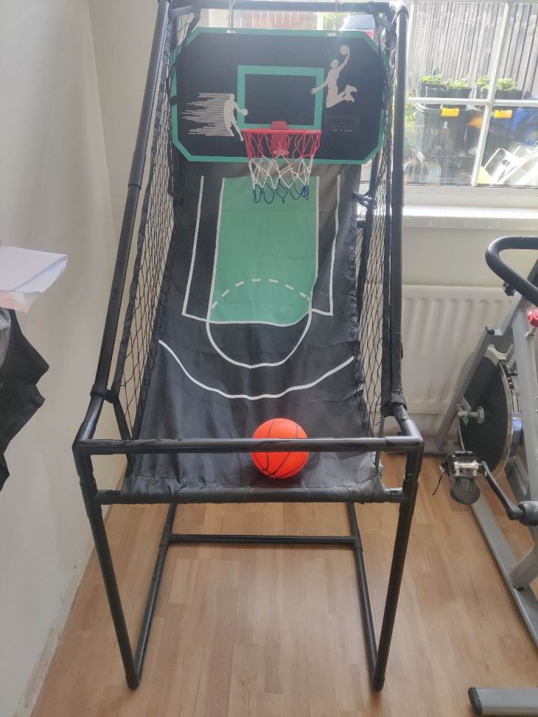 Indoor Basketball Arcade Game with Ball – Good Condition