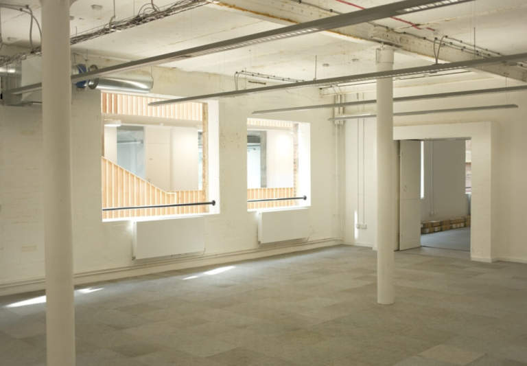 Private Offices From 8 to 48 Desks in Oval - Spaces with All Inclusive Pricing SE11