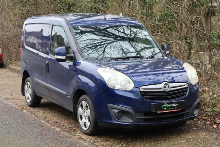 2012 Vauxhall Combo 2000 1.3 CDTI 16V H1 Sportive Van **SPARE OR REPAIR** PANEL VAN Diesel Manual
