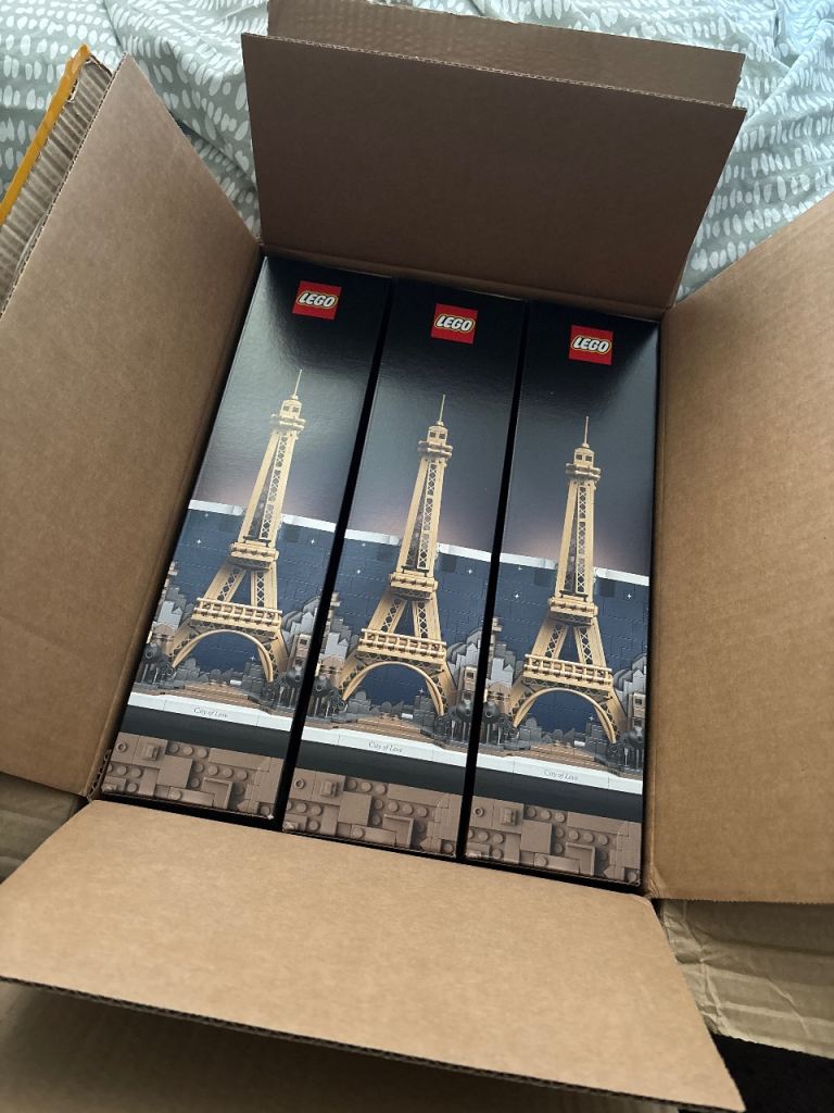 LEGO Architecture 21064 Paris: City of Love Building Set