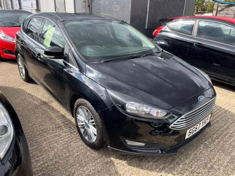 2017 Ford Focus 1.0T EcoBoost Zetec Edition Euro 6 (s/s) 5dr HATCHBACK Petrol Manual