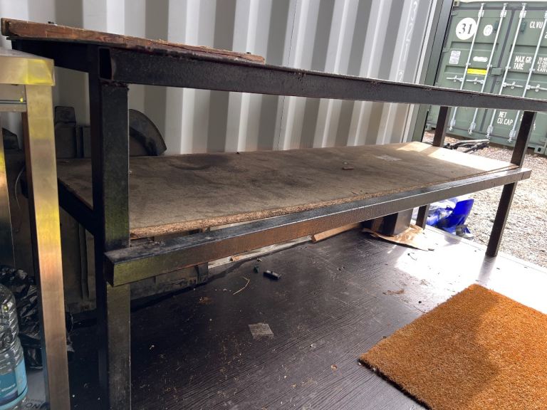 Solid steel workbench 