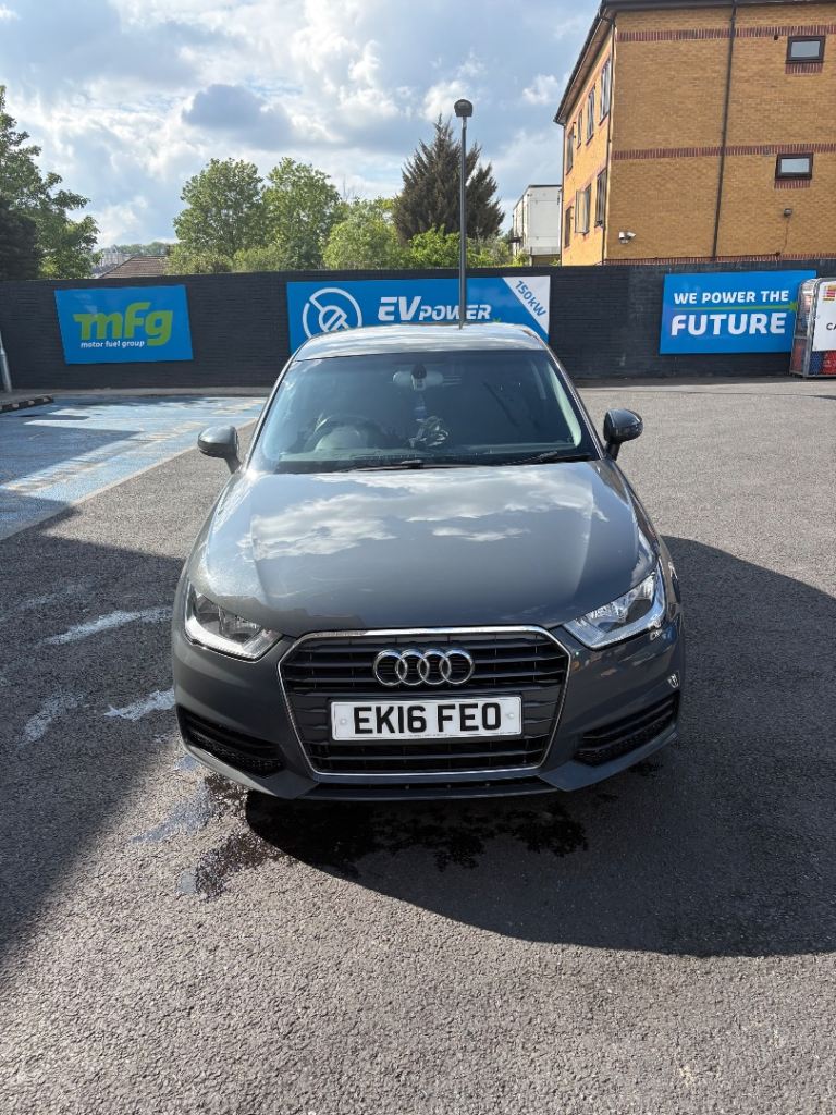 Audi A1 SE TFSI, 2016, 1.0