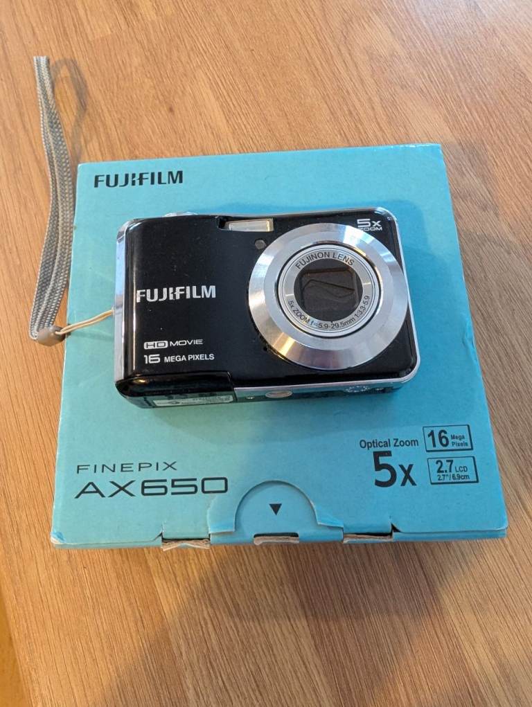 Fujifilm FinePix AX650 Digital Camera - Black, Good Condition