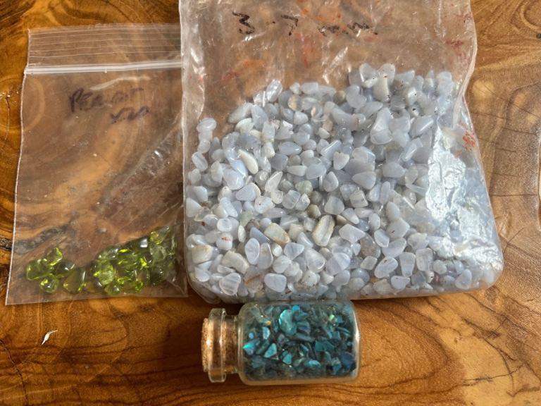Crystal chipping crafts jewellery making