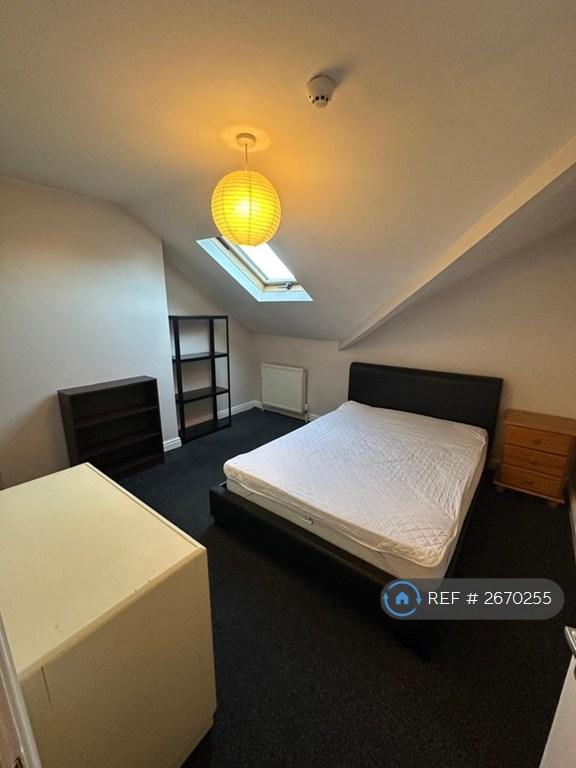 9 bedroom house in Wilmslow Road, Manchester, M20 (9 bed) (#2670255)