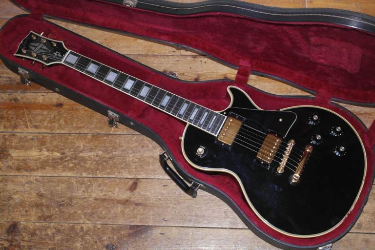 1973 Gibson Les Paul Custom black beauty fretless wonder, hardly been used, excellent condition 