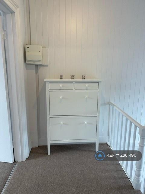 2 bedroom flat in Lowman Road, London, N7 (2 bed) (#2881496)