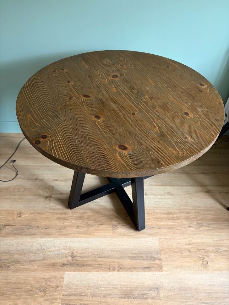 Rustic Industrial Round Dining Table - 90cm Solid Wood & Metal Base