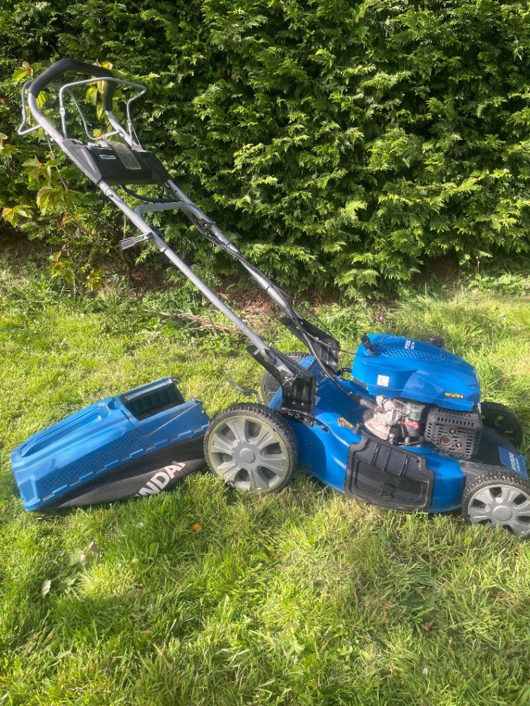Hyundai 224cc Petrol Lawn Mower