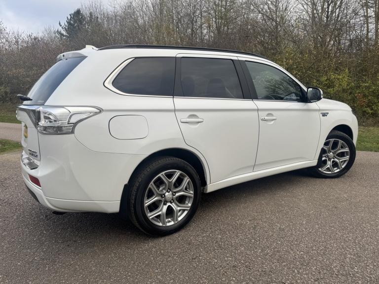 MITSUBISHI OUTLANDER 2.0 h 12kWh GX4hs 2014