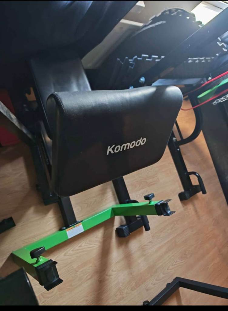 Preacher curl seat