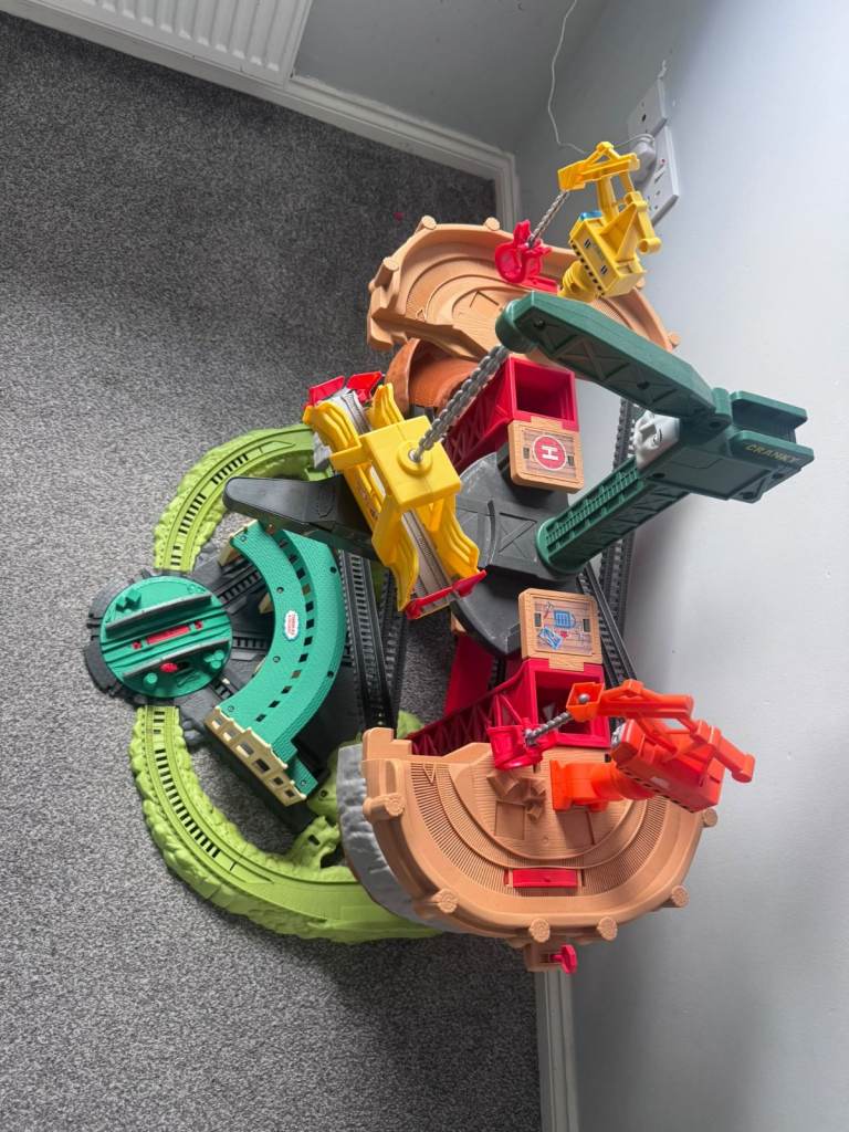 Thomas the tank engine playset