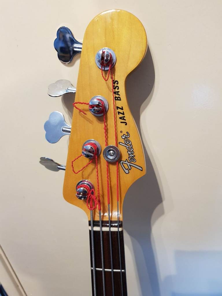 White Bass Guitar with Red Pickguard – Good Condition | in Moortown ...