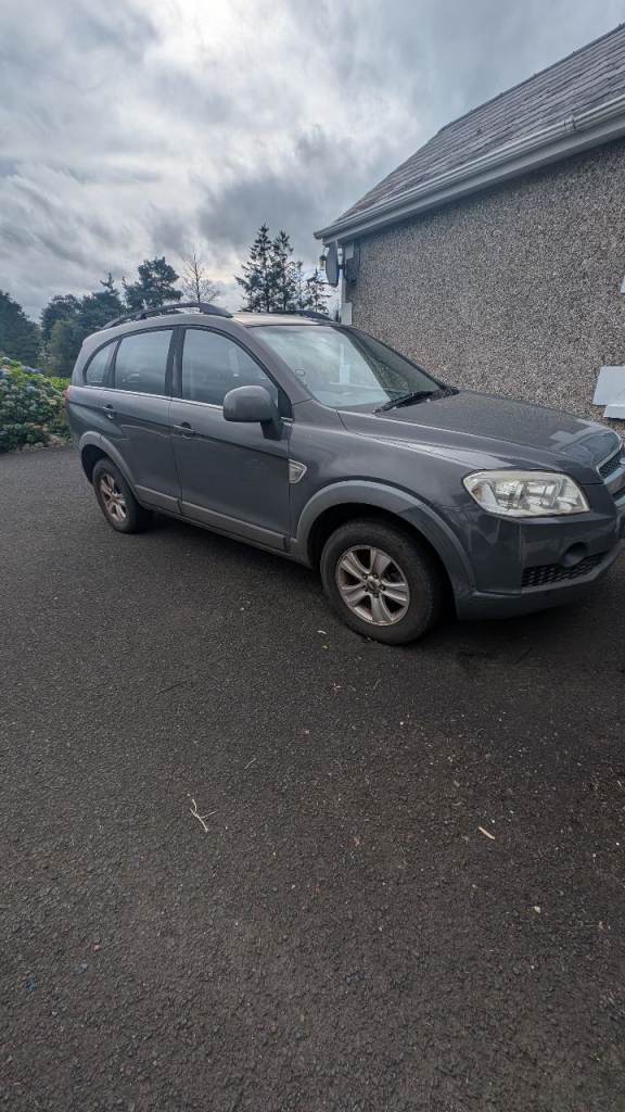 Chevrolet, CAPTIVA, Estate, 2011, Manual, 1991 (cc), 5 doors