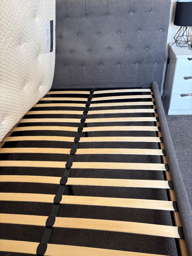 Double bed 
