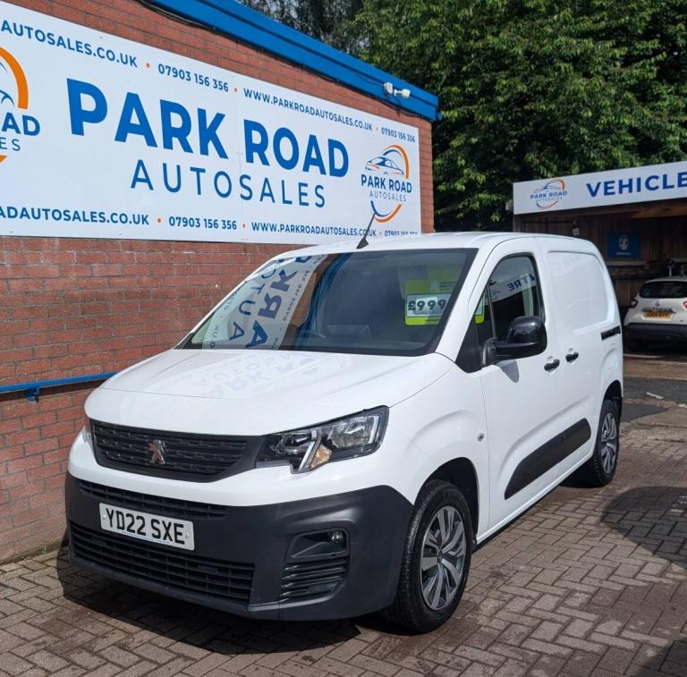 PEUGEOT PARTNER 1.5 BlueHDi 1000 Professional Premium 2022