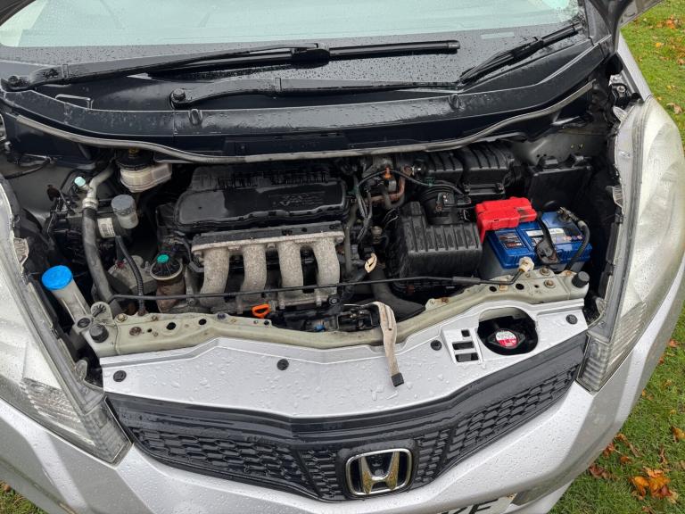 2012 Honda Jazz 1.4 i-VTEC ES 5dr HATCHBACK Petrol Manual