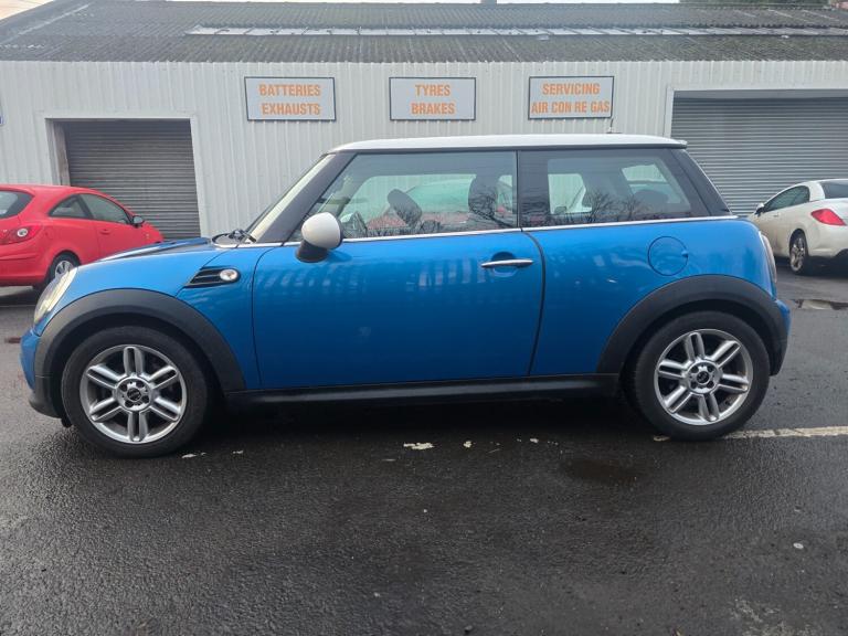 2011 MINI Hatch 1.6 Cooper D Pimlico 3dr HATCHBACK Diesel Manual