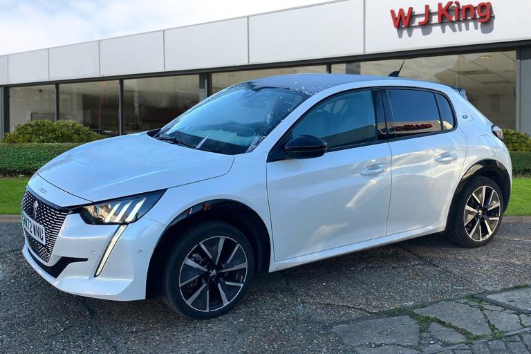  Peugeot E 208 50kwh Gt Hatchback 5dr Electric Auto 7kw Charger 136 Ps Electric