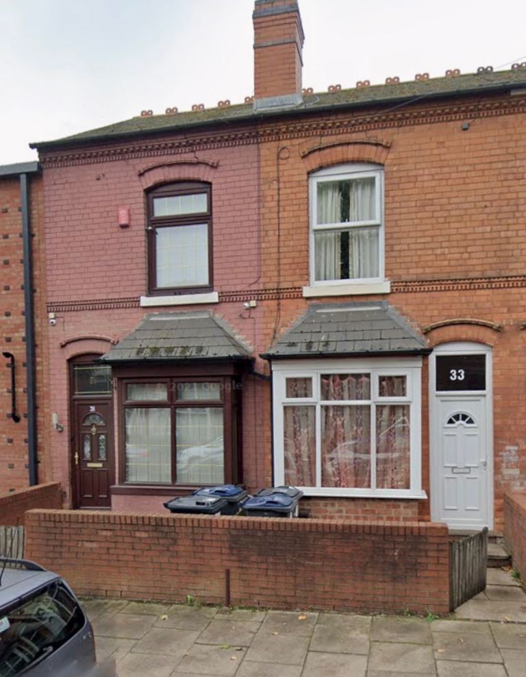 B21 house to rent