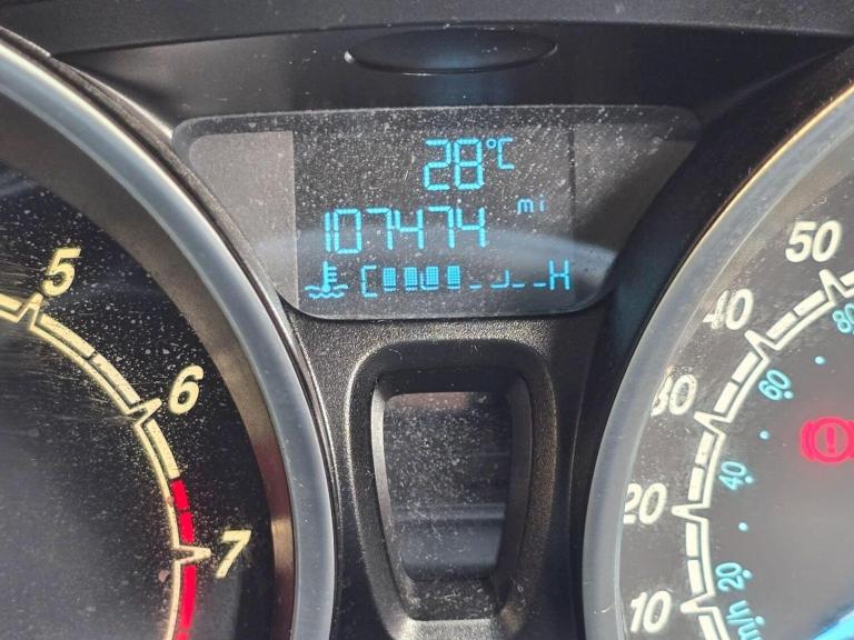 FORD FIESTA 1.0T EcoBoost Titanium Euro 6 (s/s) 5dr 2015