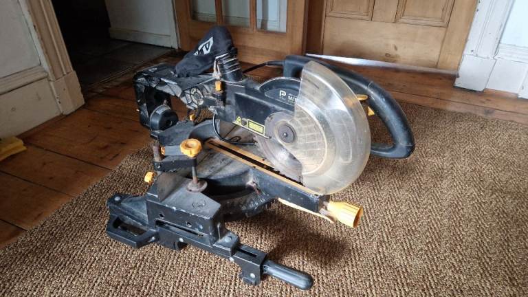 250mm mitre saw