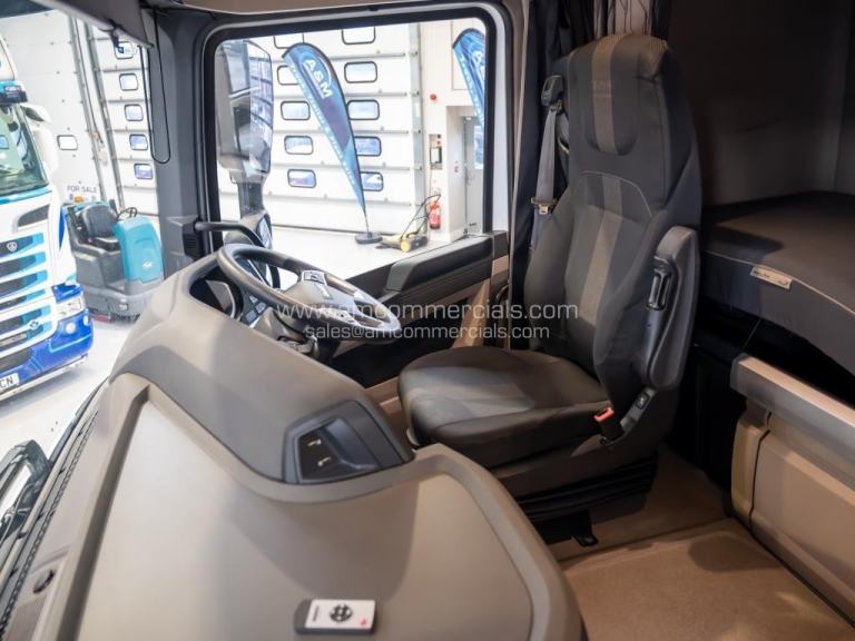 2023 (72) DAF XG 480 6X2 SMALL MIDLIFT