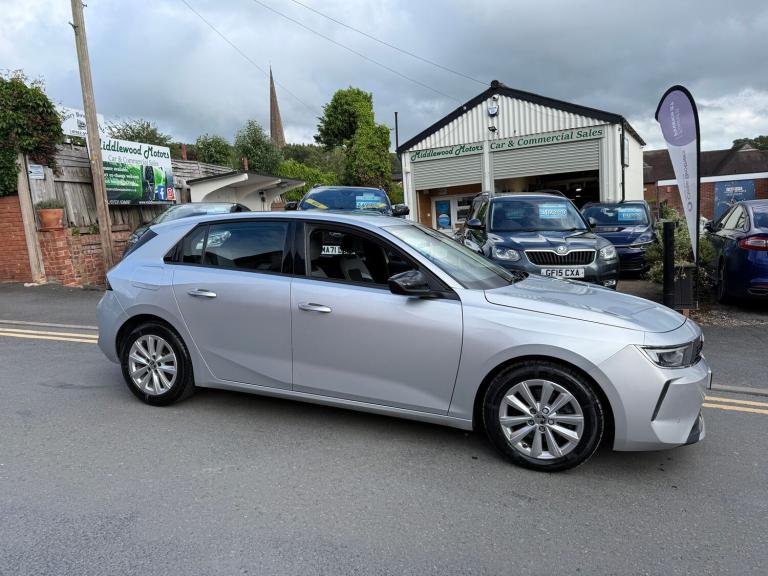 2022 Vauxhall Astra 1.5 Turbo D Design Hatchback 5dr Diesel Manual Euro 6 (s/s) (130 ps) Hatchbac...