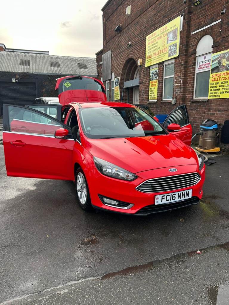 Ford, FOCUS, Hatchback, 2016, Manual, 1498 (cc), 5 doors