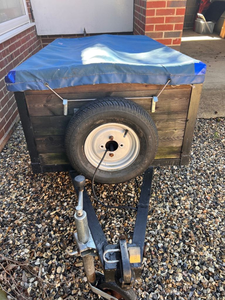 Car Trailer excellent condition 5ft x 3ft
