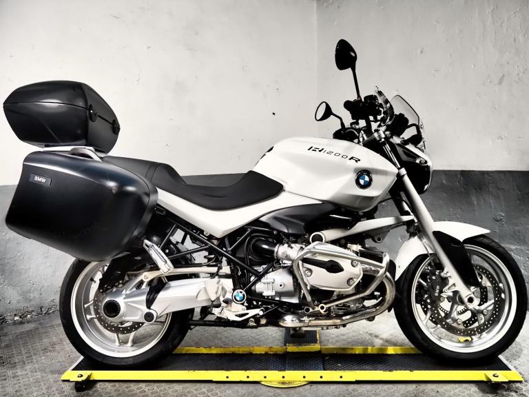 2008 58 BMW R 1200 R ,19k full luggage ,great old air cooled naked roadster 