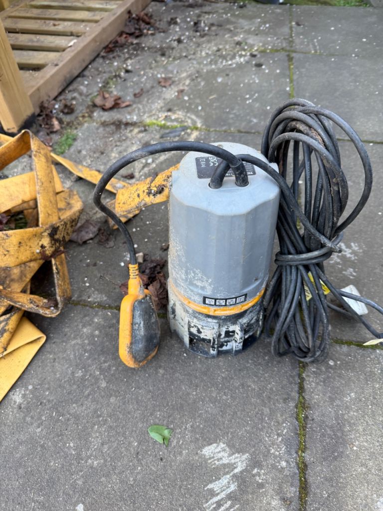 Titan 400w water pump