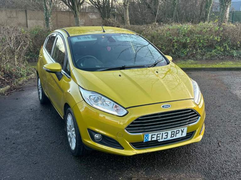 Ford, FIESTA, Hatchback, 2013, Manual, 1498 (cc), 5 doors