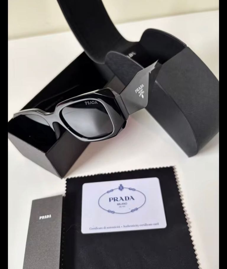 Prada Sunglasses Black – Made in Italy, Good Condition