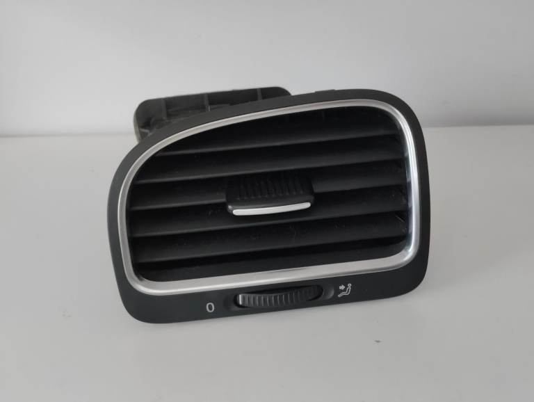 09-12 VOLKSWAGEN GOLF MK6 OS Left FRONT DASHBOARD AIR VENT GRILL 5K0819709D