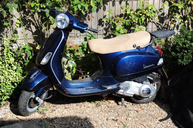 Piaggio, VESPA, 2010, 124 (cc)