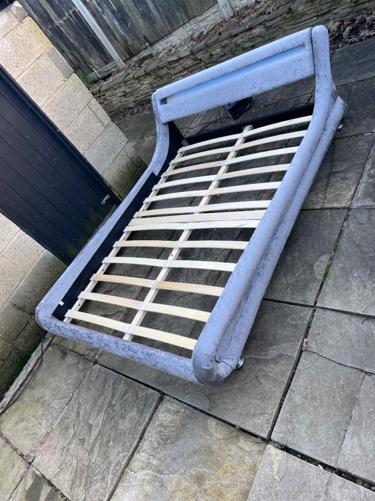 image for Crust velvet double bed 