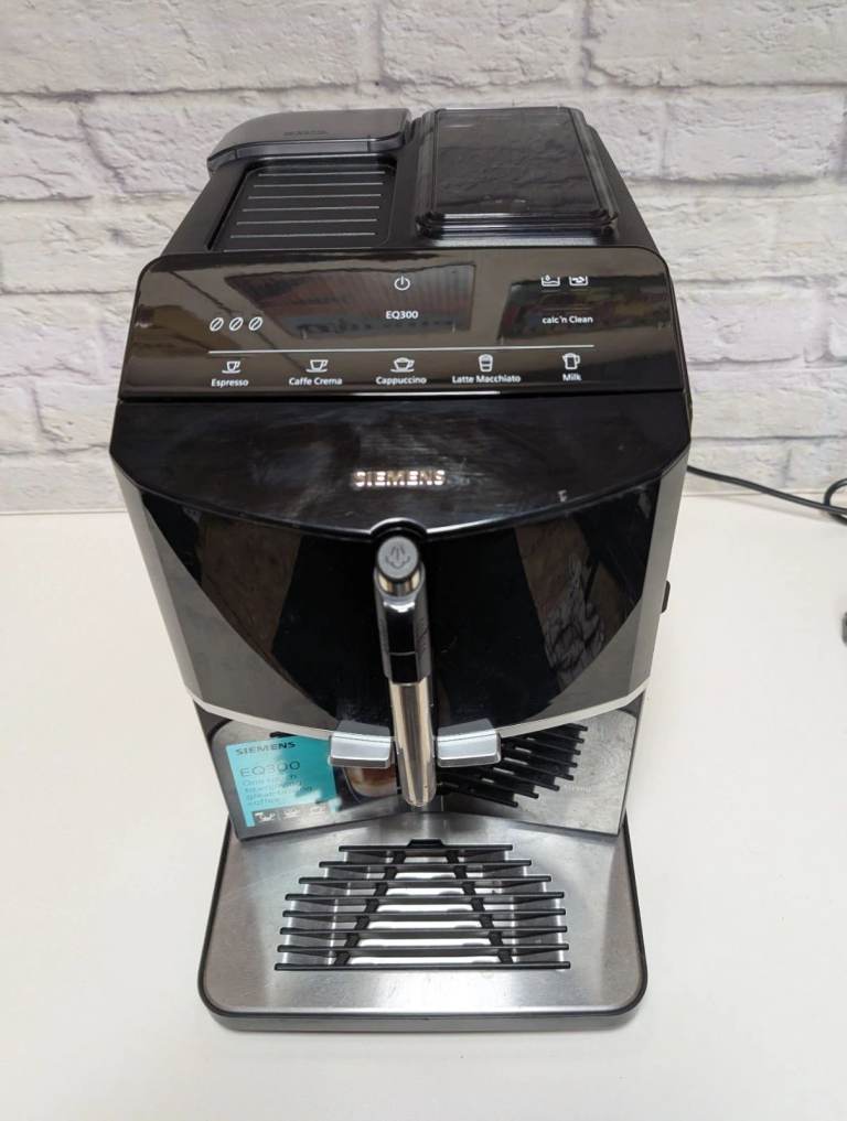 Siemens EQ300 TF301G19 Bean to Cup Coffee Machine - Working