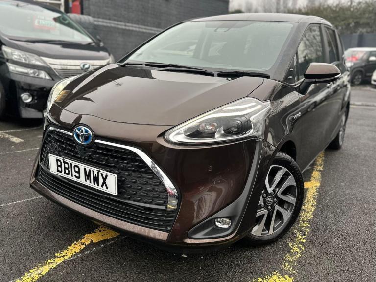 2025 Toyota Sienta 1.5 Hybrid 7 Seats VVhT CVT Petrol/Electric Hybrid Automatic